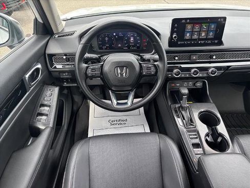Used 2023 Honda Civic Touring image 18