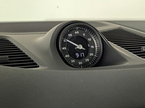 New 2026 Porsche Cayenne image 31