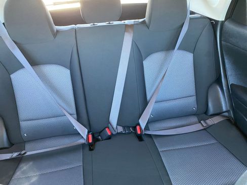 Used 2025 Kia Soul LX w/ LX Technology Package FWD image 35