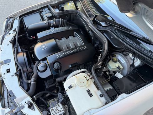 Used 2000 Mercedes-Benz CLK 320 Cabriolet image 70