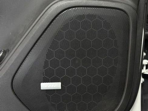 Used 2022 Chevrolet Blazer RS w/ Enhanced Convenience Package image 17