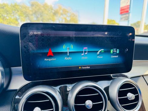 Used 2019 Mercedes-Benz C 300 Sedan image 21