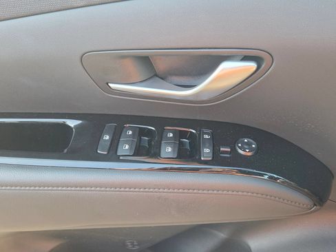 Used 2023 Hyundai Tucson Limited AWD/4WD image 32