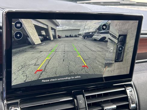 Used 2023 Lincoln Navigator Reserve image 20