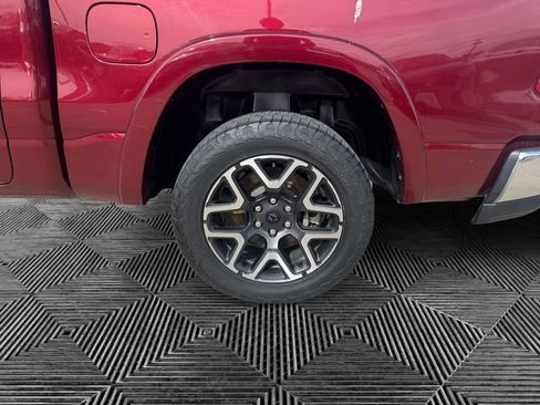 Used 2025 RAM 1500 Laramie image 14