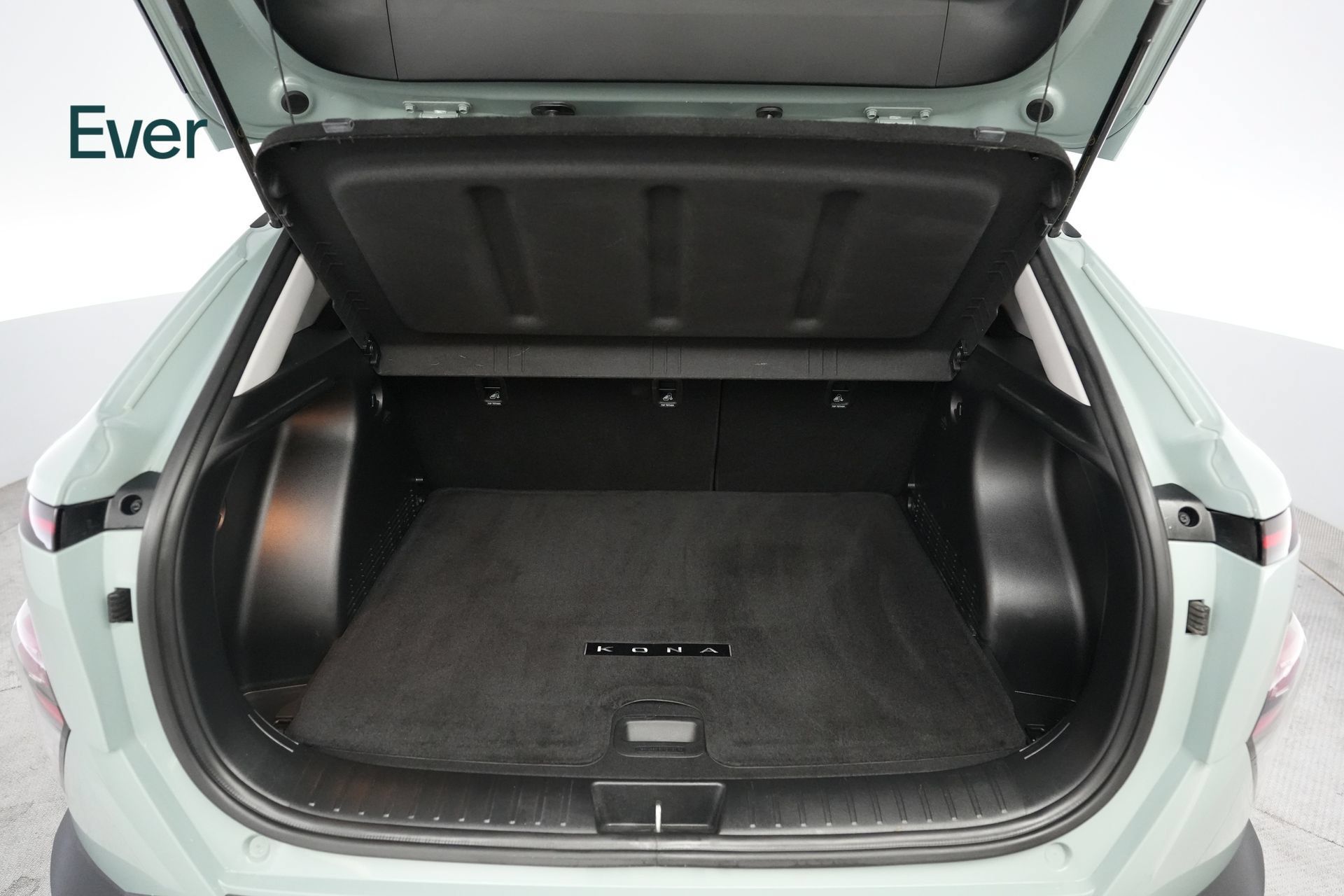 Used 2024 Hyundai Kona SE FWD image 8