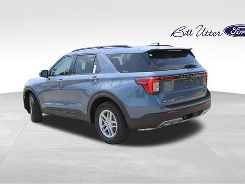 New 2026 Ford Explorer Active w/ Active Comfort Package RWD image 4