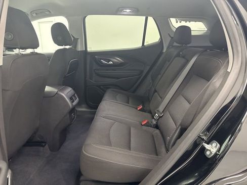 Used 2024 GMC Terrain SLE image 25