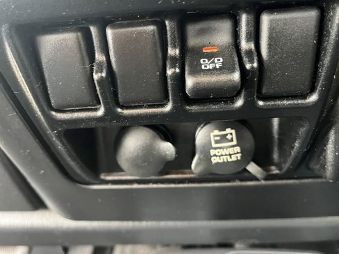 Used 2004 Jeep Wrangler Unlimited image 16