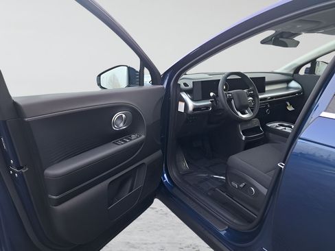 New 2026 Hyundai Ioniq 9 SE AWD/4WD image 10
