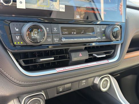 New 2026 Toyota Grand Highlander FWD image 28