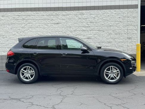 Used 2014 Porsche Cayenne S AWD/4WD image 17