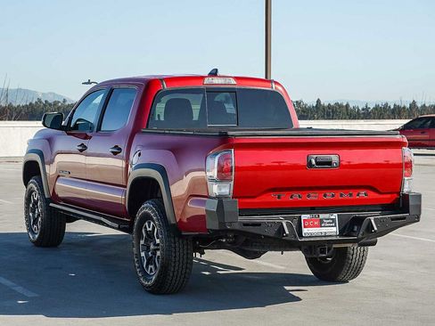 Used 2023 Toyota Tacoma TRD Off-Road w/ Advanced Technology Package image 7