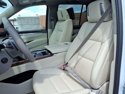 New 2026 Cadillac Escalade Platinum Sport w/ LPO, ONYX Package AWD/4WD image 10