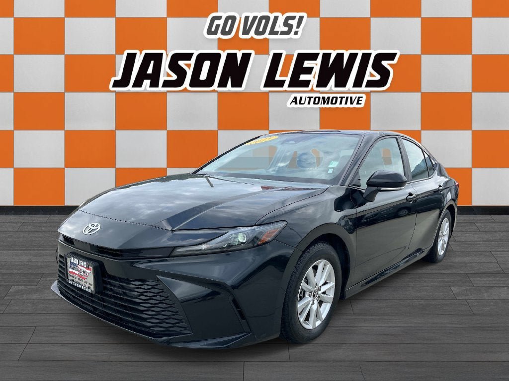 Used 2025 Toyota Camry LE FWD image 7