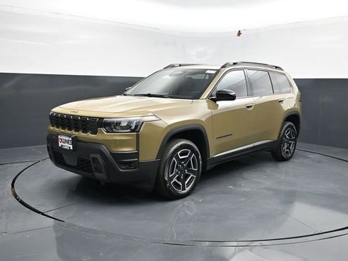 New 2026 Jeep Cherokee Laredo AWD/4WD image 3