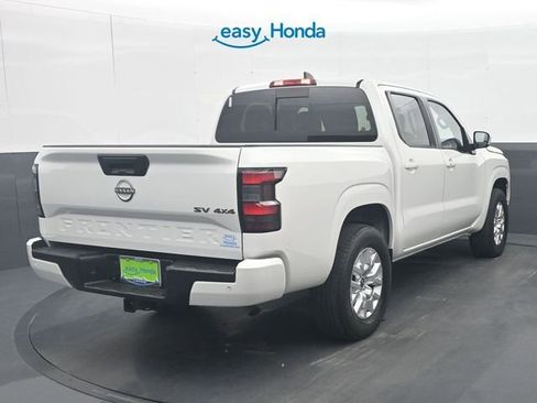 Used 2024 Nissan Frontier SV w/ SV Convenience Package image 7