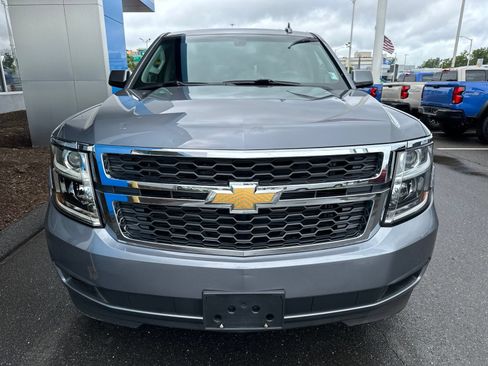Used 2018 Chevrolet Suburban LS AWD/4WD image 2