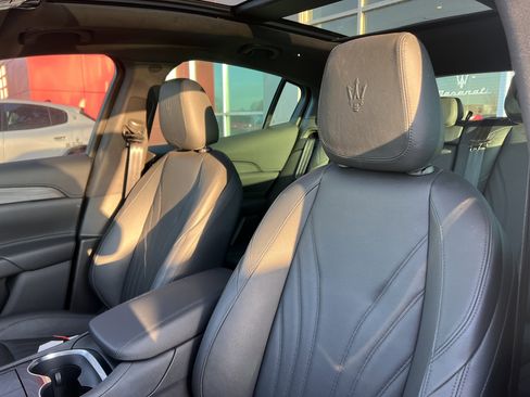 Used 2023 Maserati Grecale Modena image 18