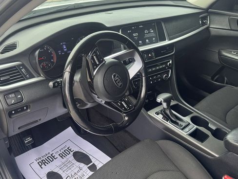 Used 2019 Kia Optima LX w/ LX Premium Package image 15