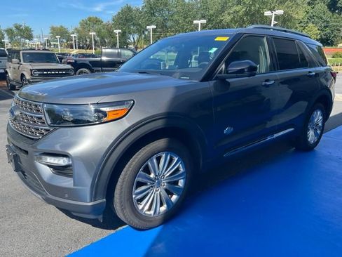 Used 2022 Ford Explorer King Ranch w/ Class IV Trailer Tow Package AWD/4WD image 1
