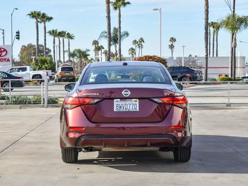 Used 2021 Nissan Sentra SV image 8