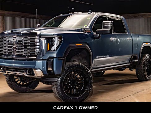 Used 2025 GMC Sierra 2500 Denali w/ Denali Reserve Package AWD/4WD image 5
