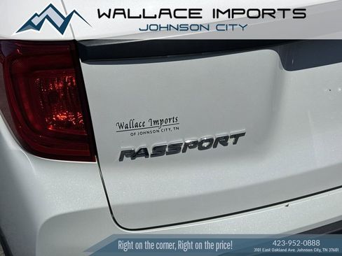 Used 2023 Honda Passport EX-L image 12