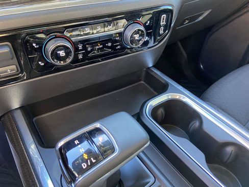 Used 2023 Chevrolet Silverado 1500 RST image 12