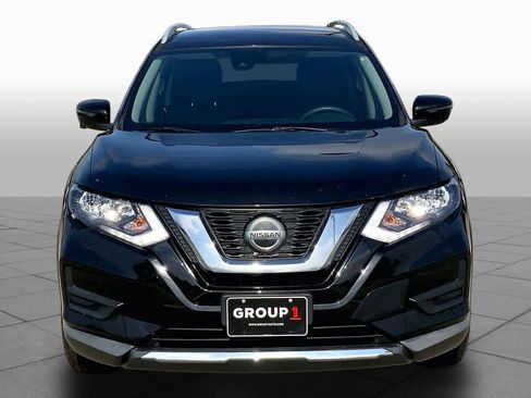 Used 2020 Nissan Rogue SV w/ Premium Package image 4