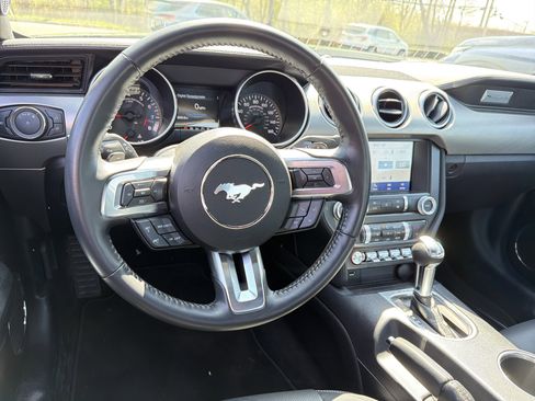 Used 2022 Ford Mustang GT Premium w/ Black Accent Package RWD image 12