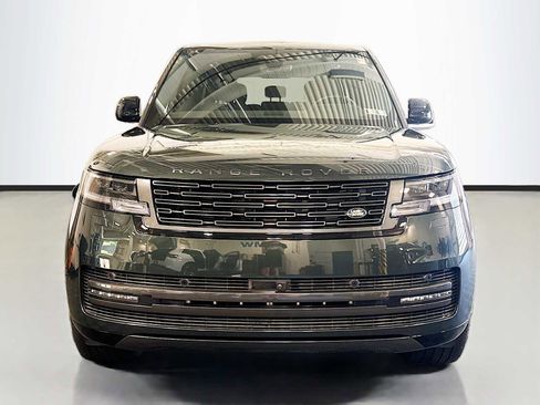 Certified 2025 Land Rover Range Rover SE AWD/4WD image 2