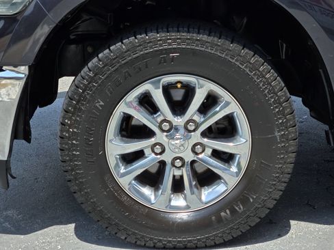 Used 2016 RAM 1500 Laramie w/ Convenience Group AWD/4WD image 17