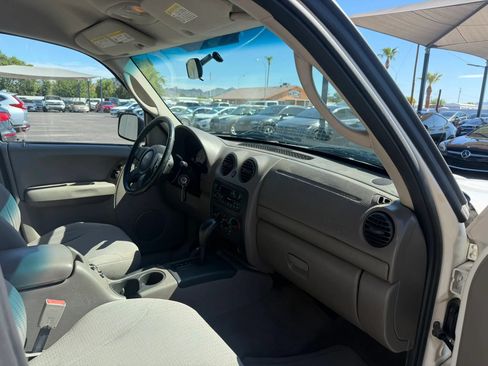 Used 2003 Jeep Liberty Sport AWD/4WD image 31