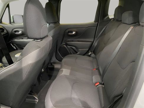 Used 2019 Jeep Renegade Altitude w/ Quick Order Package 2XM image 19