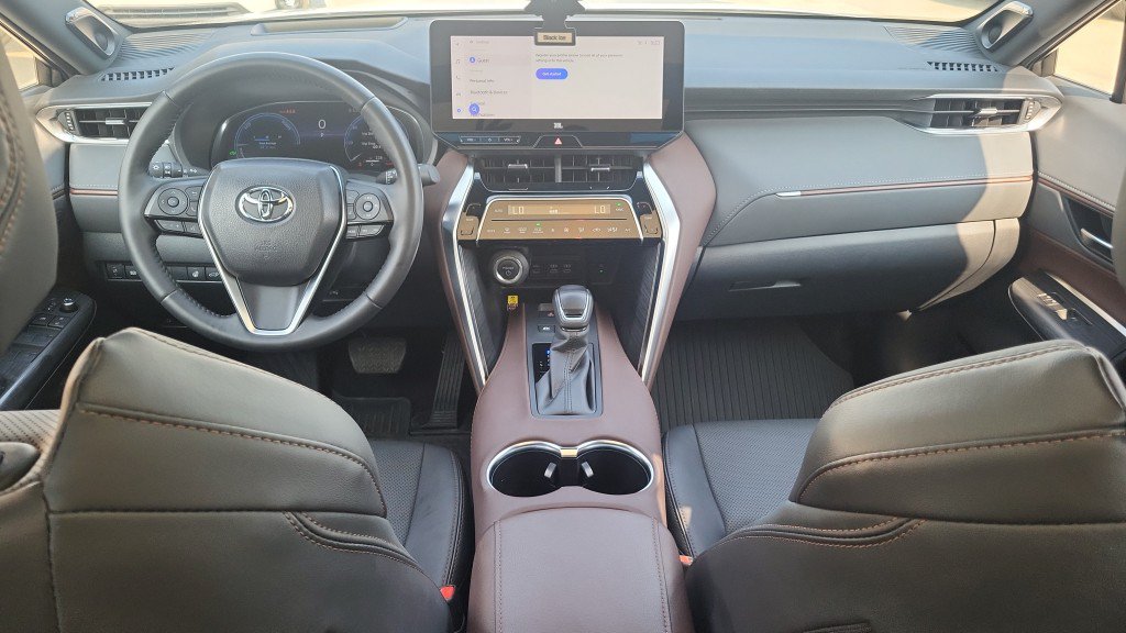 Used 2024 Toyota Venza Limited AWD/4WD image 27