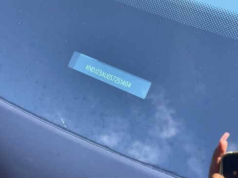 Used 2025 Kia Soul LX w/ LX Technology Package image 29