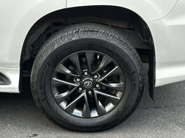 Used 2021 Lexus GX 460 Premium w/ Premium Package AWD/4WD image 15