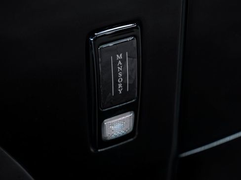 Used 2026 Rolls-Royce Cullinan AWD/4WD image 11