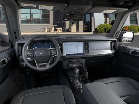 New 2026 Ford Bronco Badlands AWD/4WD image 9