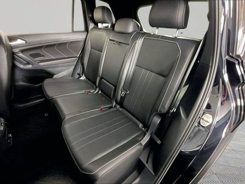 Used 2023 Volkswagen Tiguan SE R-Line AWD/4WD image 21