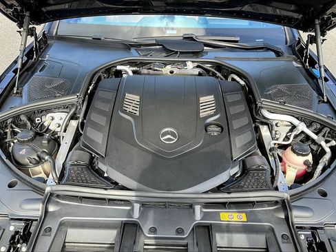 Certified 2024 Mercedes-Benz S 580 4MATIC Sedan image 32