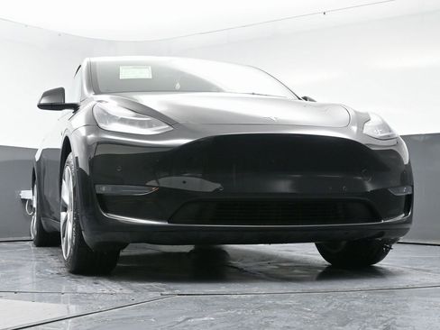 Used 2023 Tesla Model Y Long Range image 53