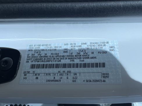 Used 2024 Ford F150 Raptor AWD/4WD image 45
