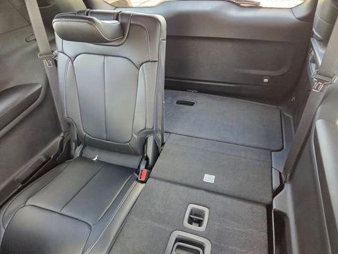 New 2026 Jeep Grand Cherokee L Limited w/ Limited Altitude Package RWD image 7
