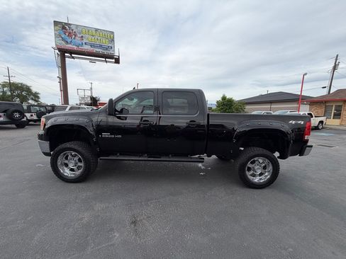 Used 2008 GMC Sierra 2500 SLE w/ SLE1 Preferred Package AWD/4WD image 3