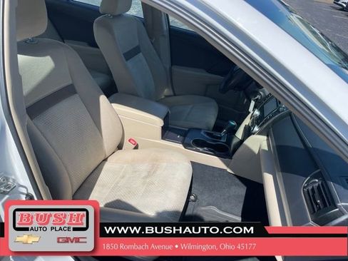 Used 2014 Toyota Camry LE FWD image 26