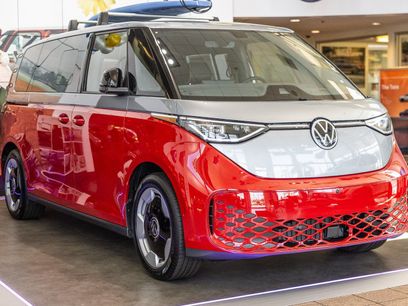 New 2025 Volkswagen ID. Buzz Pro S Plus