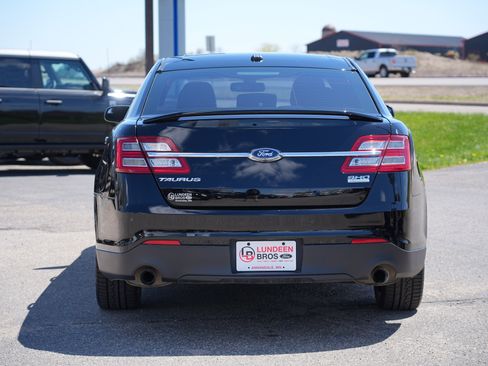 Used 2016 Ford Taurus SHO AWD/4WD image 4