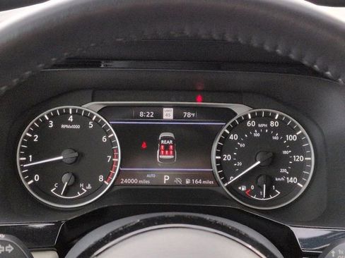 Used 2024 Nissan Pathfinder SL w/ SL Premium Package AWD/4WD image 27